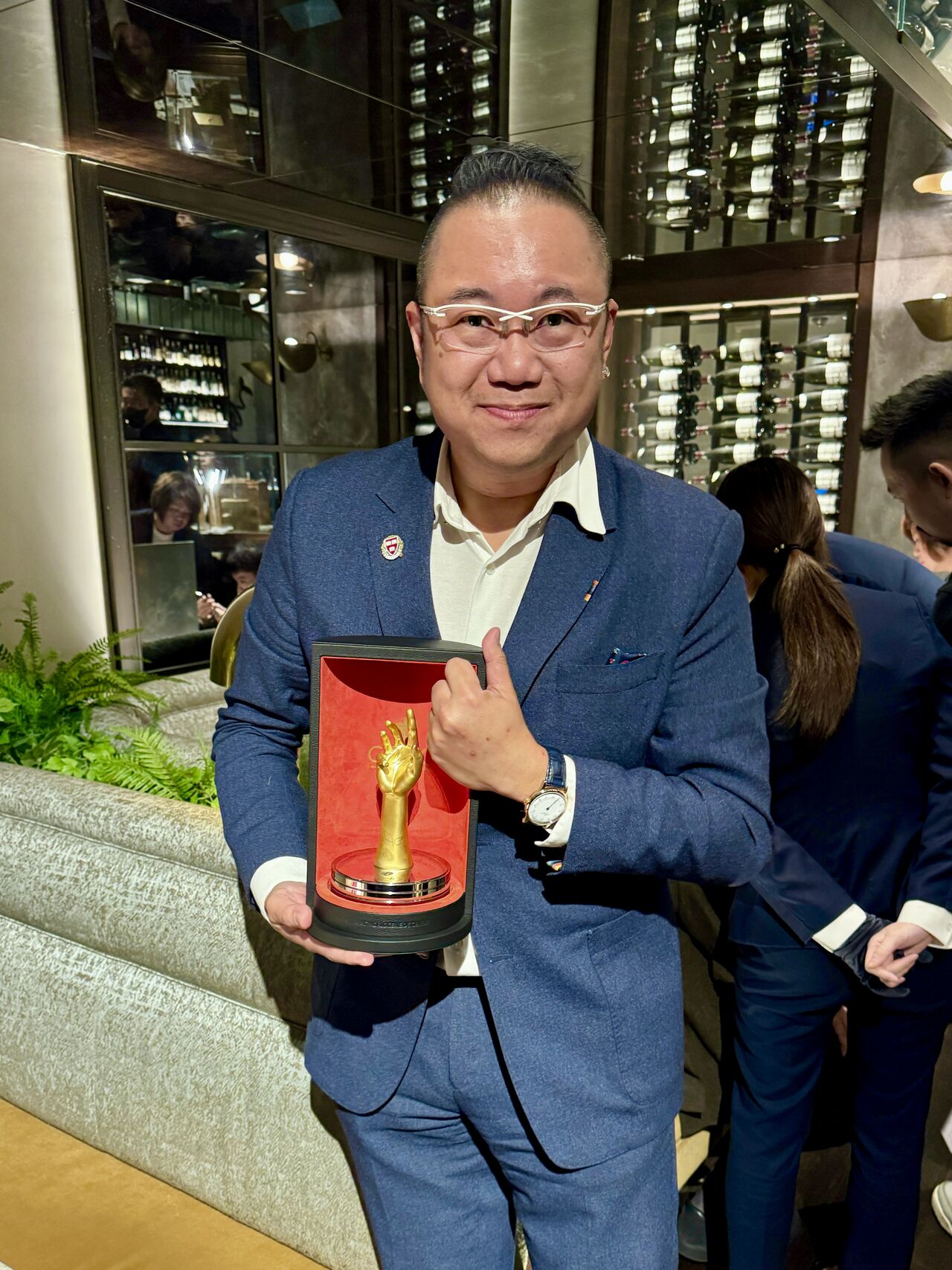 Breguet GPHG Aiguille d'Or Grand Prix trophy with Classique Souscription 2025